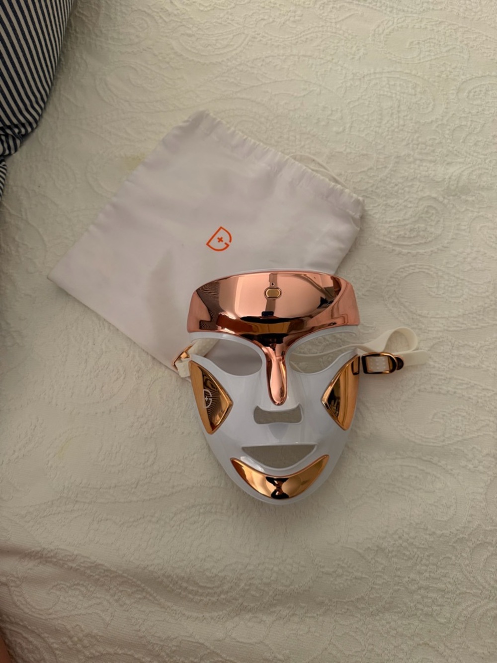 LED Light Therapy Face Mask in White and Rose Gold - Luxury Skin Rejuvenation